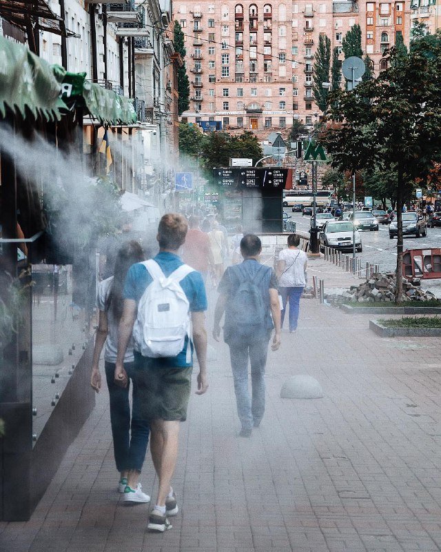 Спастись бы от жары хоть на секунду. Фото @zhukevych Спастись бы от жары хоть на секунду. Фото @zhukevych