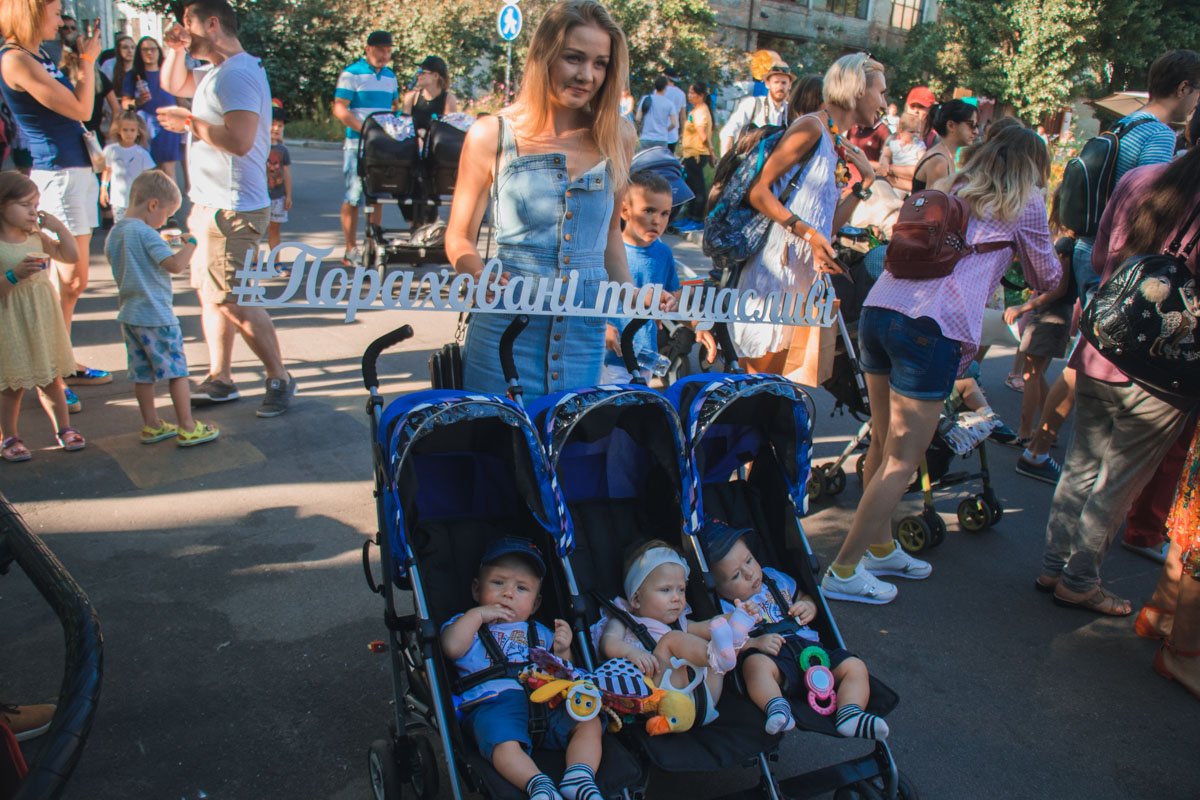 А вот и тройняшки приехали