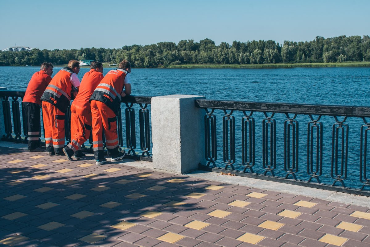 Труп находился в нескольких метров от берега Труп находился в нескольких метров от берега