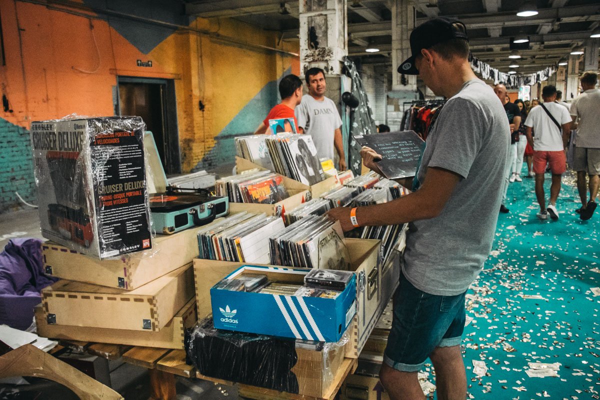 Виниловые пластинки... раритет!