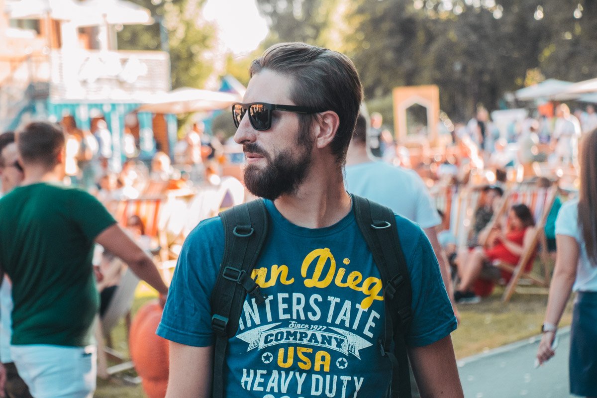 Такие очки можно купить только на модной барахолке 