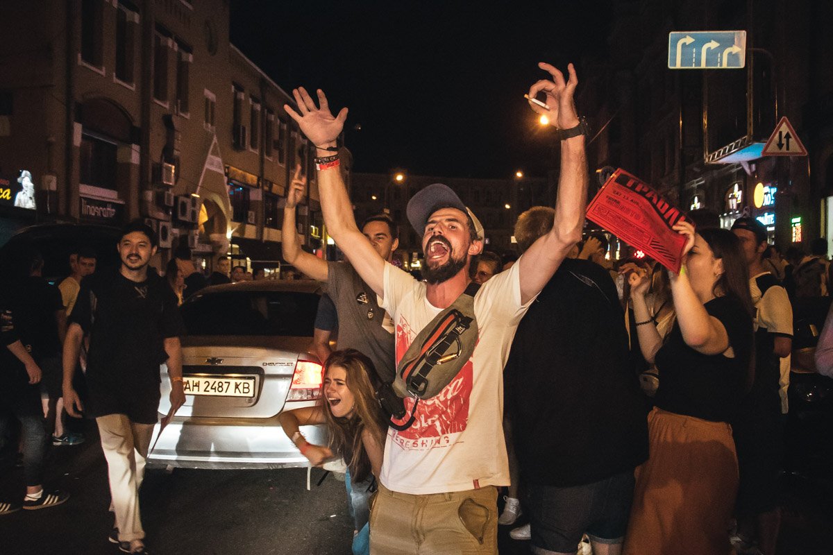 Бурная встреча новых машин Бурная встреча новых машин