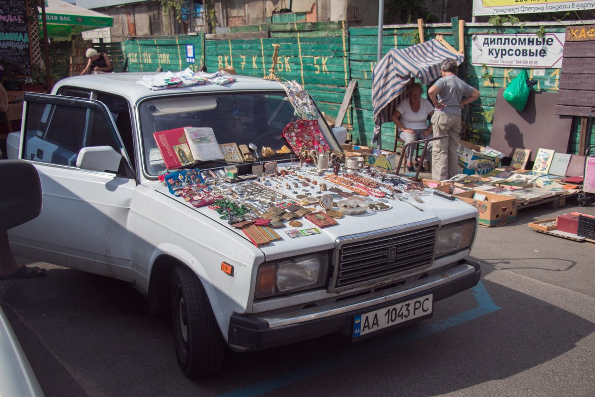 Продавцы получают удовольствие от своей работы