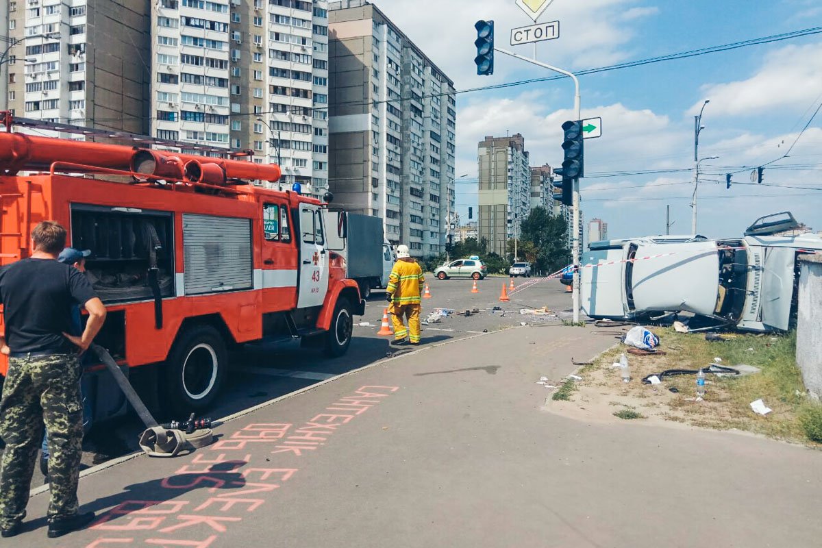Движение на данном участке в сторону Северного моста осложнено
