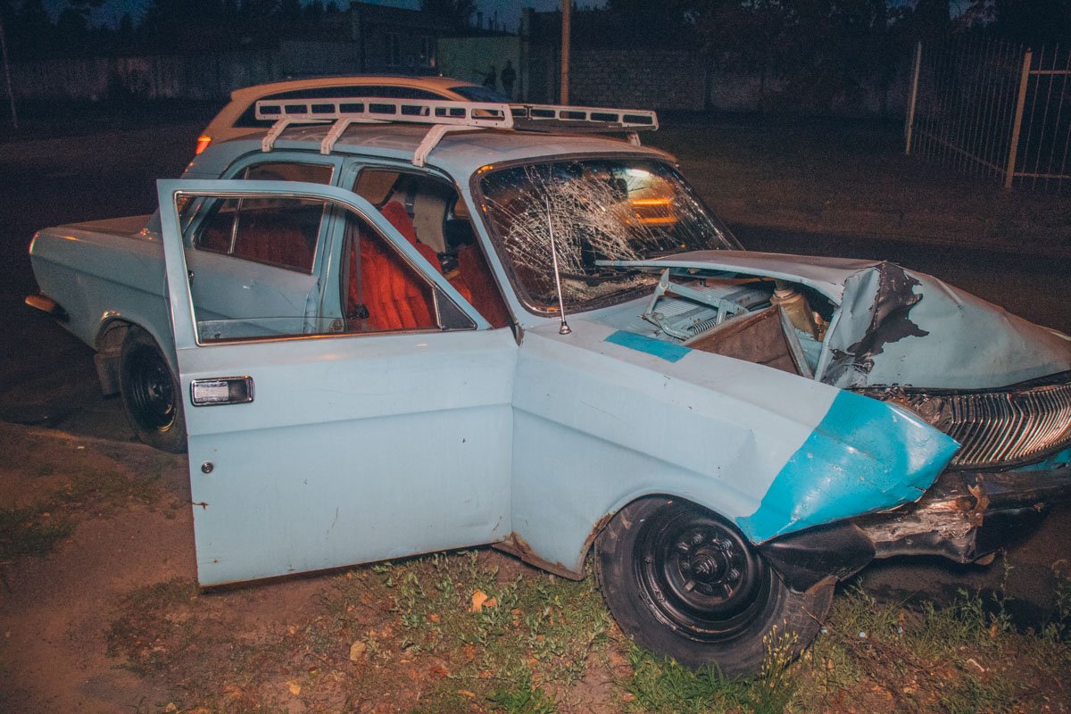 Также у водителя отсутствовали все документы: водительское удостоверение, страховка и техпаспорт Также у водителя отсутствовали все документы: водительское удостоверение, страховка и техпаспорт