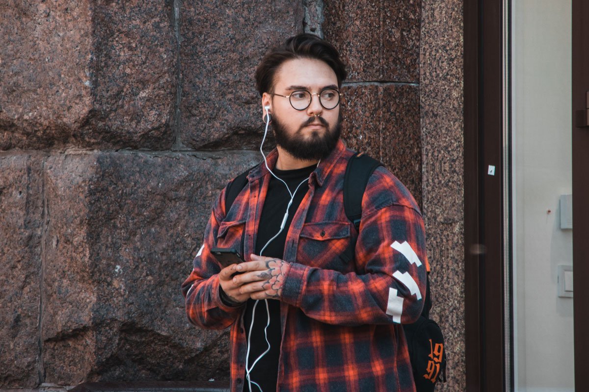 Спрятался в тенечке Спрятался в тенечке