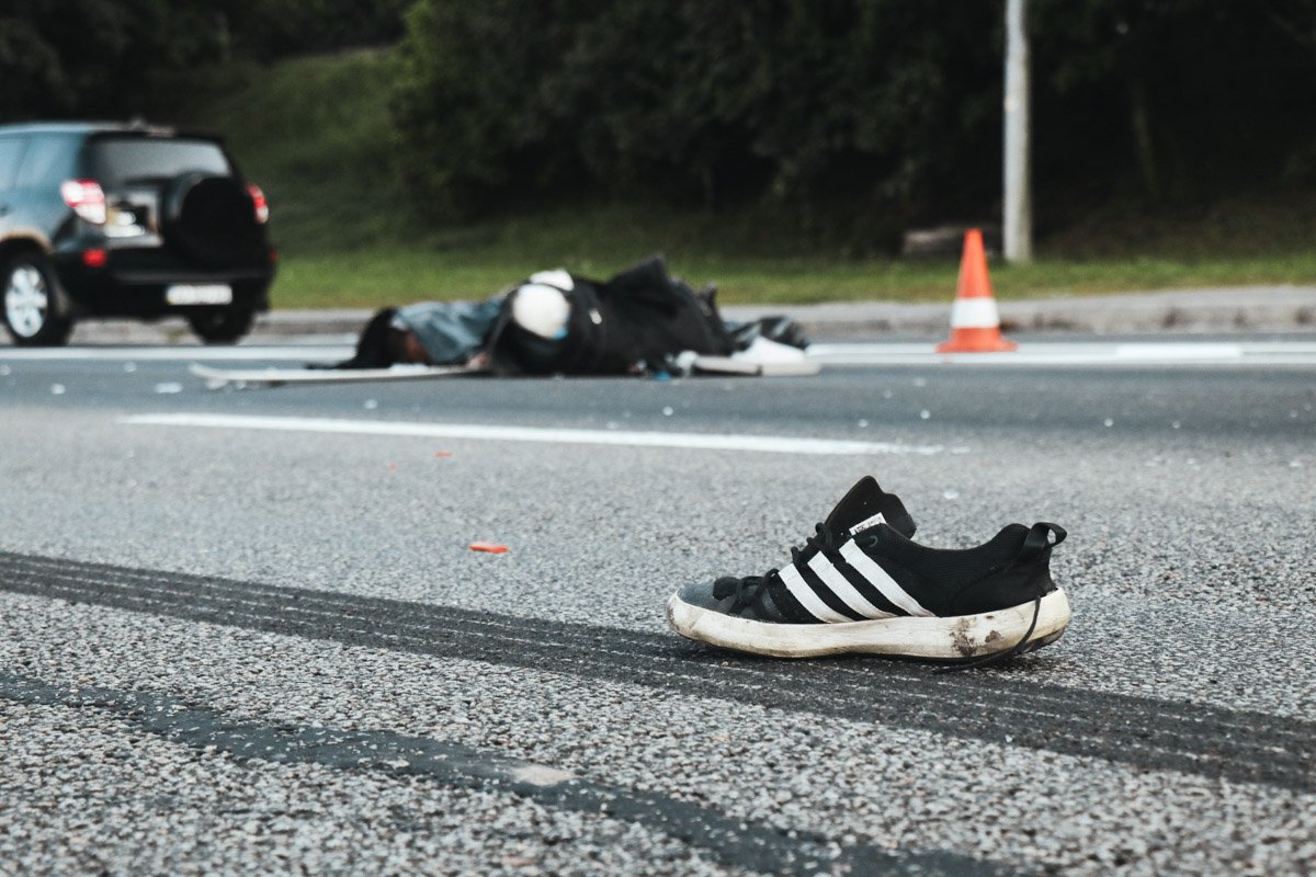 Тормозной путь грузовика составил около 30 метров Тормозной путь грузовика составил около 30 метров