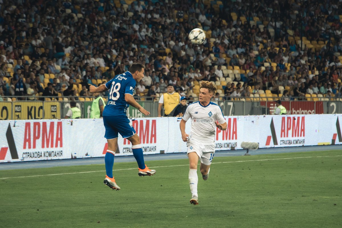 Как ни старались игроки "Славии", пробить оборону киевлян у них не получилось