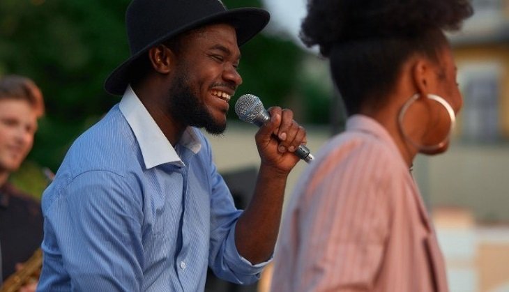 В дуэте Луи Армстронг и Элла Джейн Фицджеральд выпустили три студийных альбома