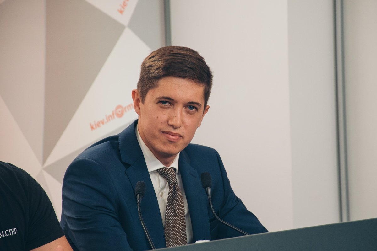 Юристы советуют сразу же обращаться в суд Юристы советуют сразу же обращаться в суд