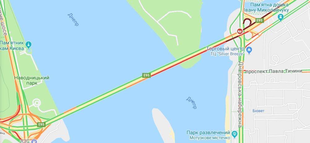 Пробка на левом берегу Пробка на левом берегу