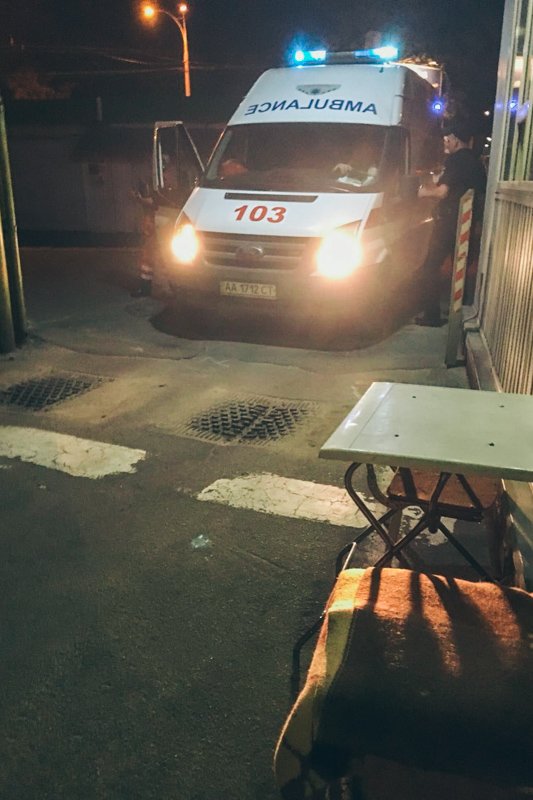 Правоохранители установят личность нападавшего, возьмут видеозапись с камер наблюдения