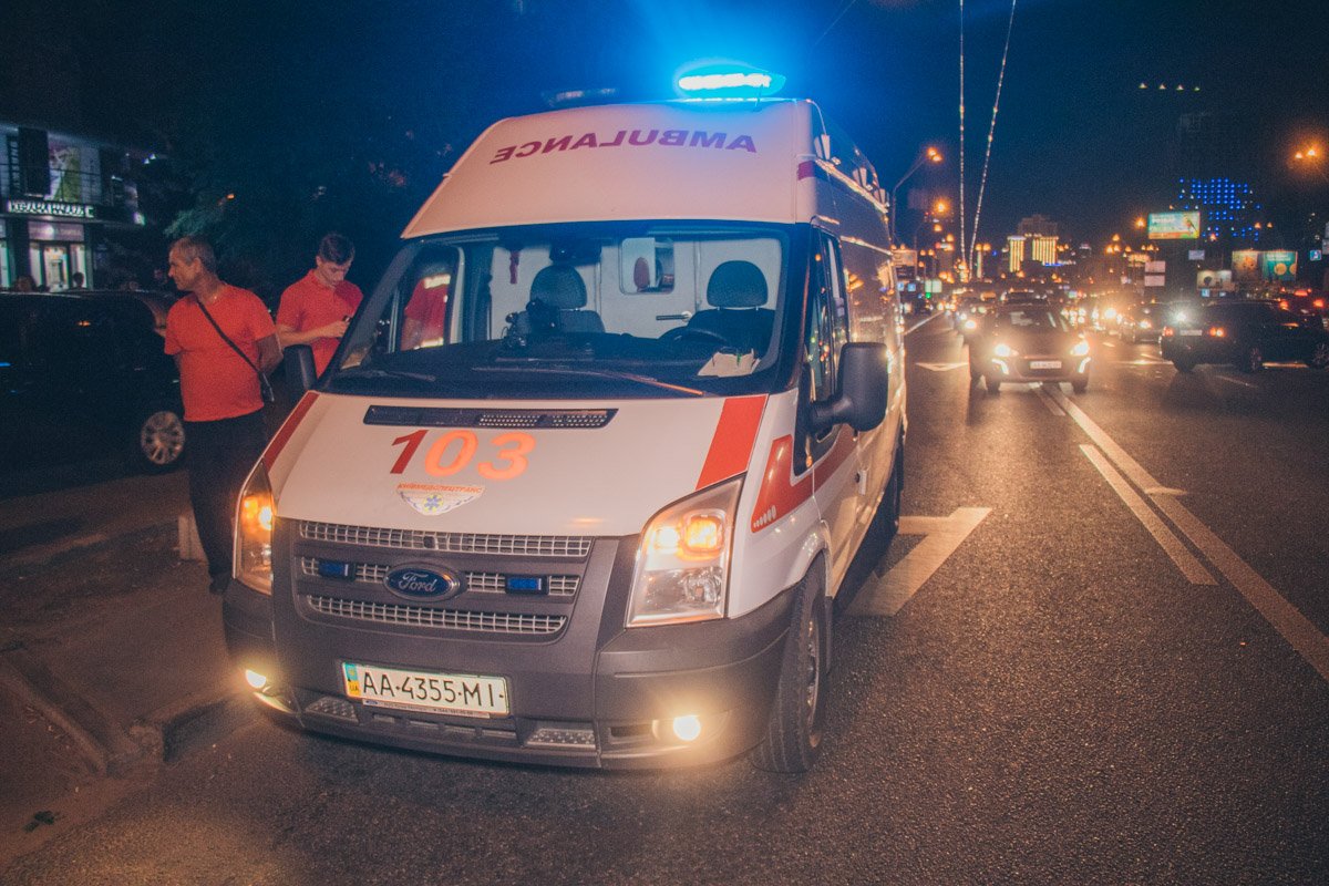 На место прибыли медики, однако помощь никому не понадобилась