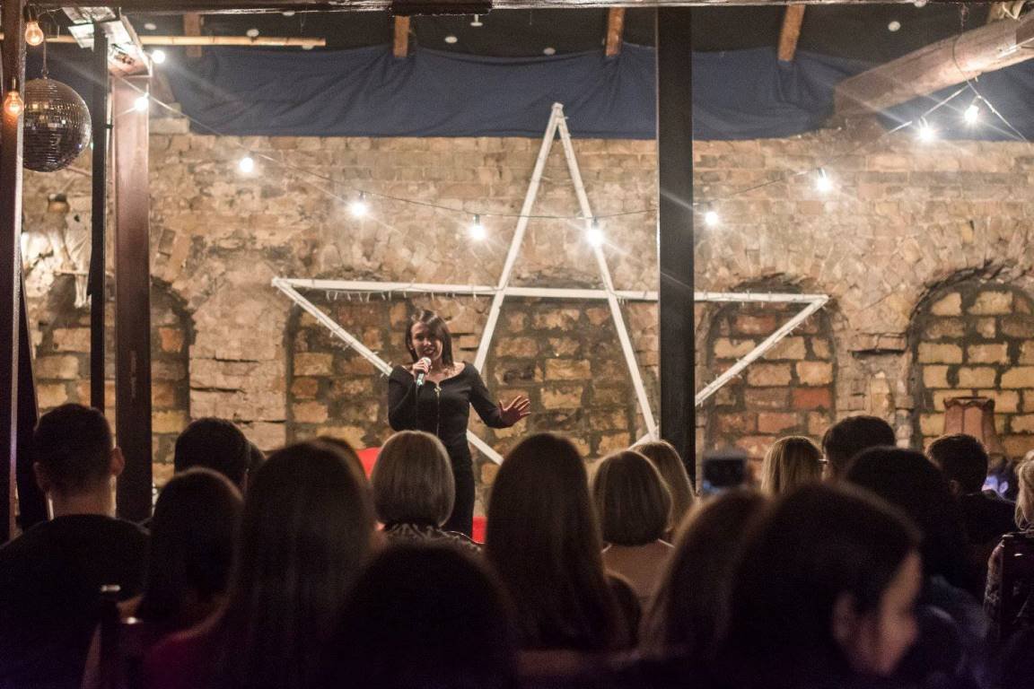 Sex Stand up Sex Stand up