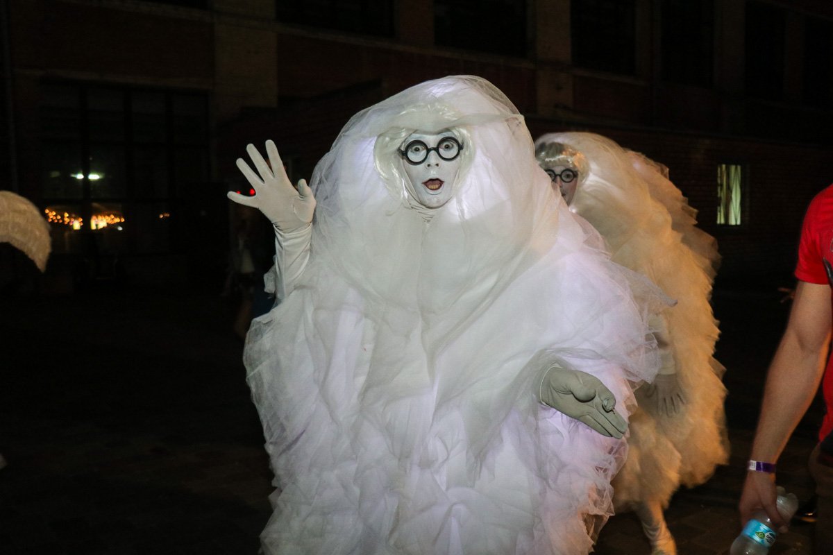 Ой, привет! Ты сладкая вата или облачко?