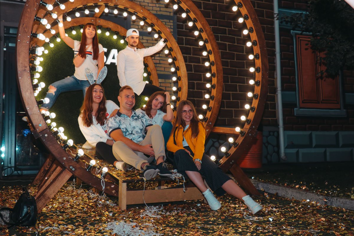 В компании друзей всегда круче! В компании друзей всегда круче!