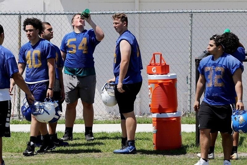 В США устроили стрельбу на школьном стадионе 