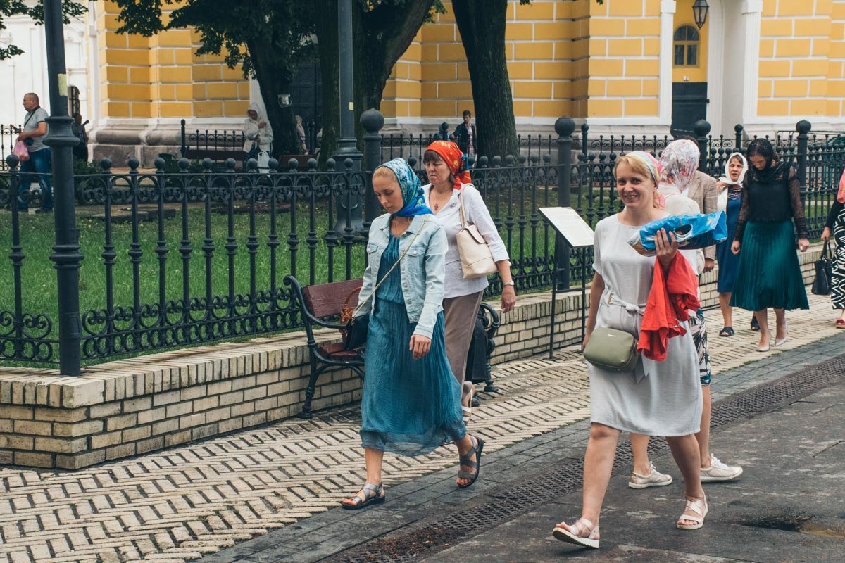 Все выходят с разным настроением Все выходят с разным настроением