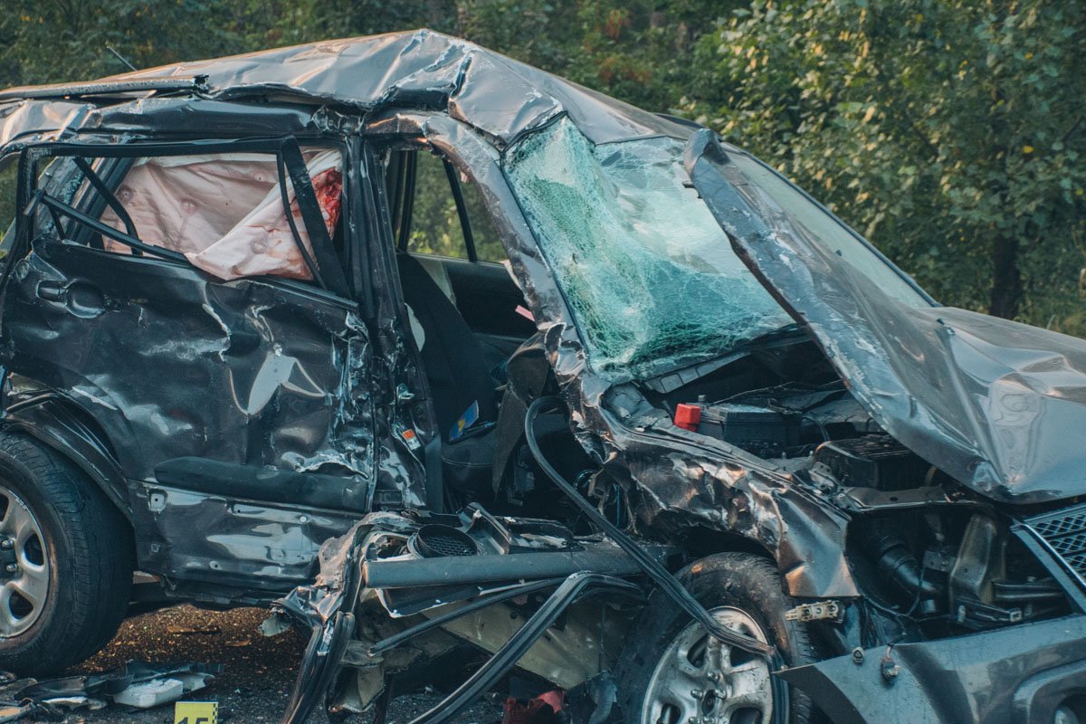 Две пассажирки Suzuki на переднем и на заднем месте, на сторону которых пришелся удар, также погибли