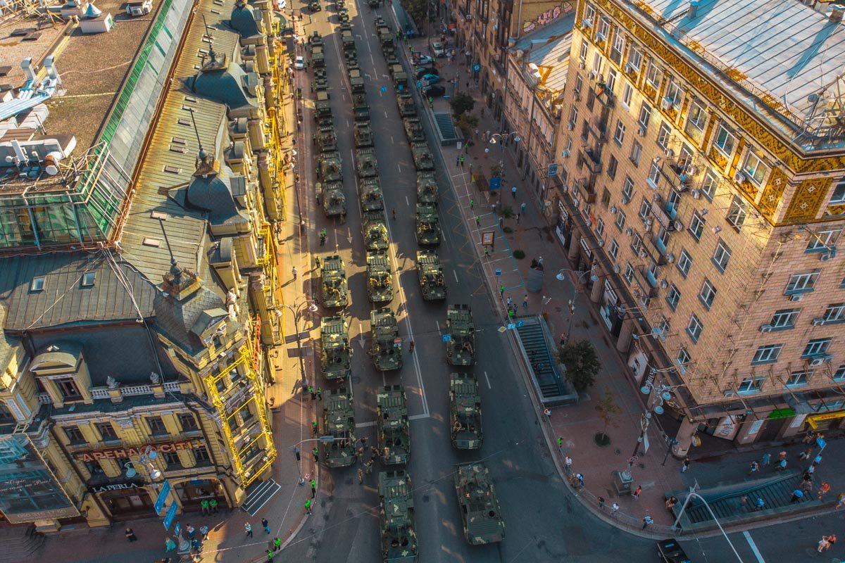 С высоты репетиция смотрится еще эффектнее 