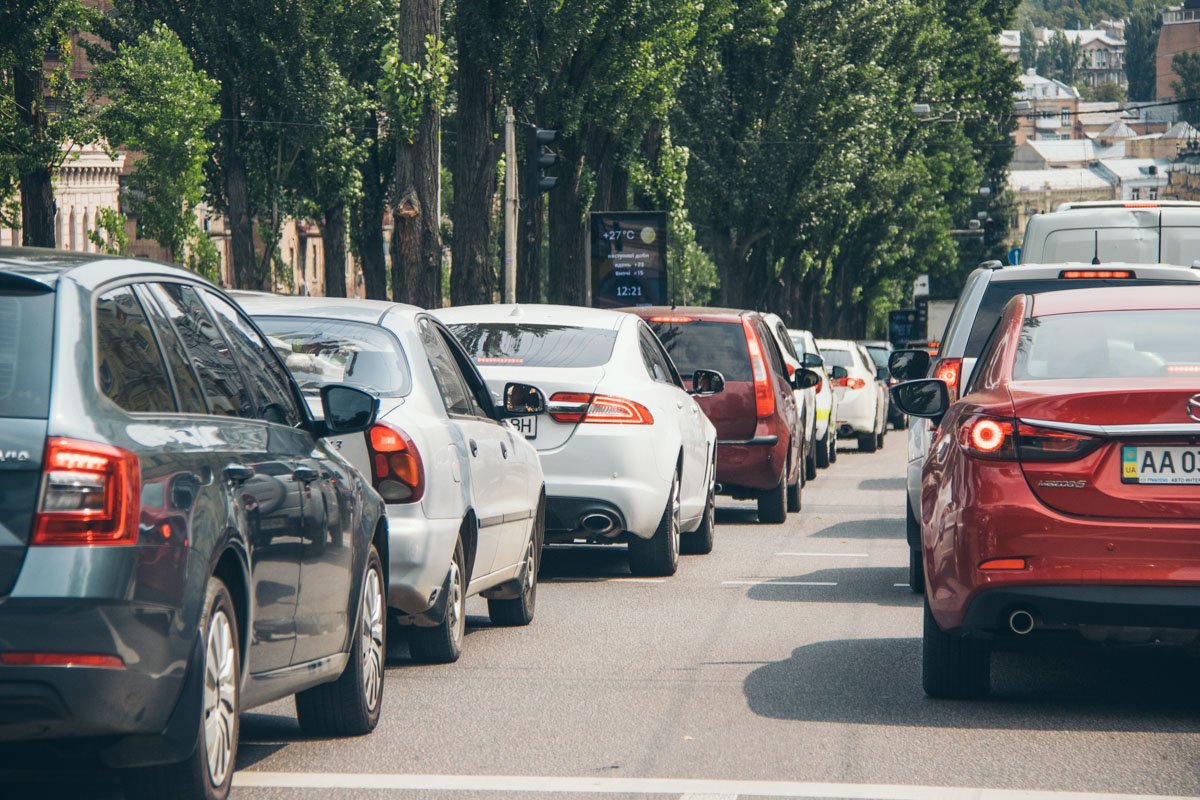 Из-за этого образовались пробки
