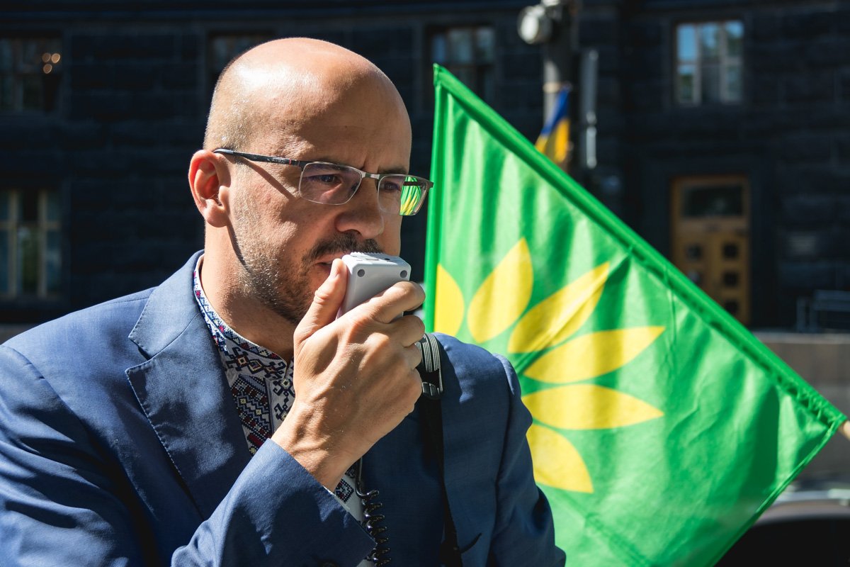 Народный депутат Рудык Сергей Ярославович уже рассмотрел проблему полигона и был на месте свалки Народный депутат Рудык Сергей Ярославович уже рассмотрел проблему полигона и был на месте свалки