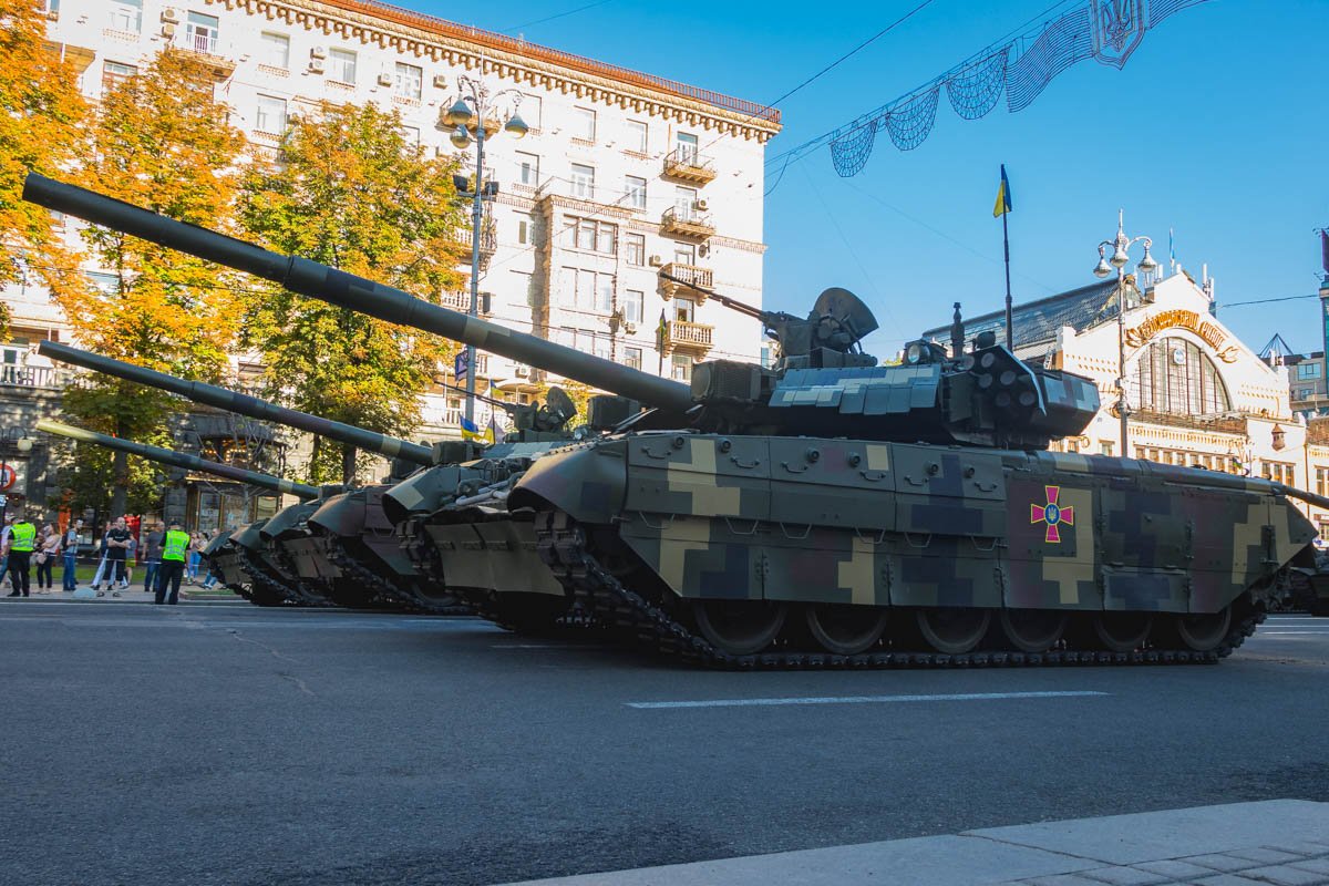 Орудия в молчании