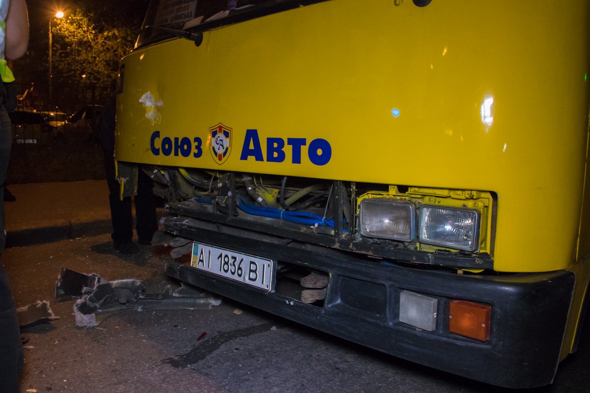 Все автомобили ехали в сторону улицы Российской Все автомобили ехали в сторону улицы Российской