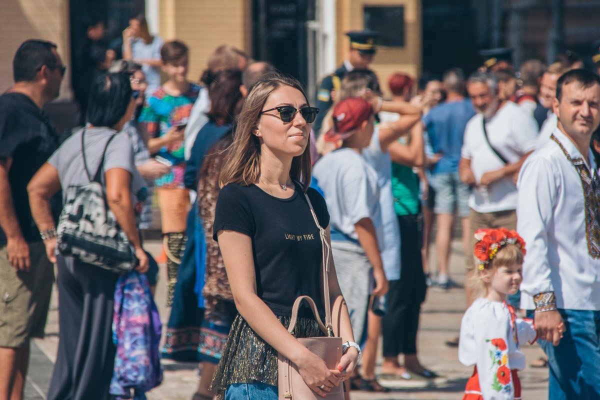 М-м-м, как маршируют М-м-м, как маршируют