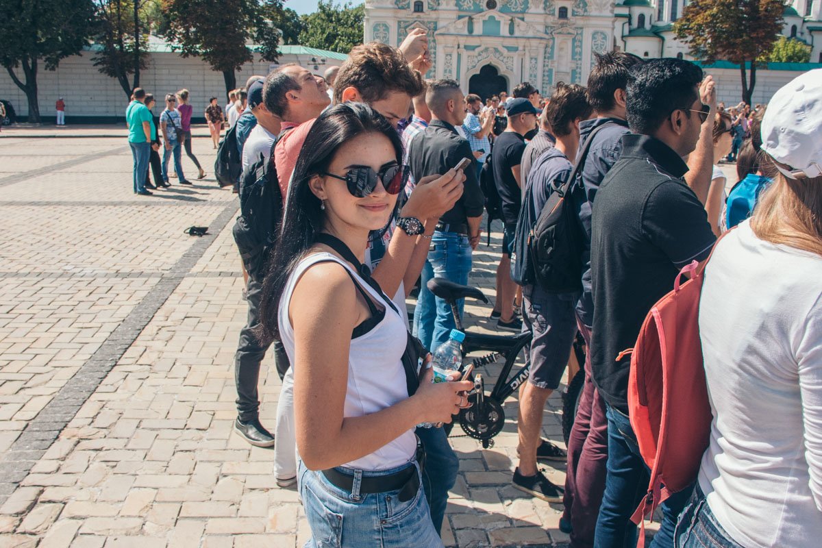 Хэй, как настроение? Хэй, как настроение?