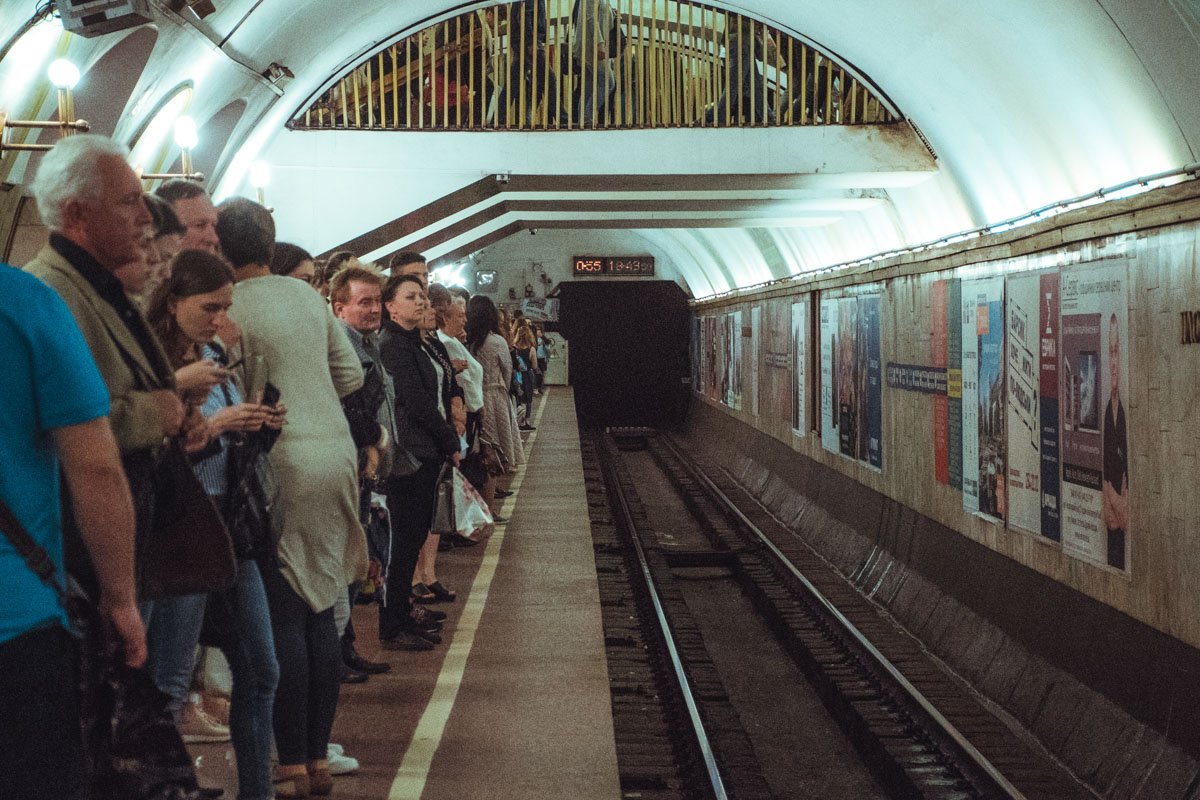 Работу метро продлят на 2 часа