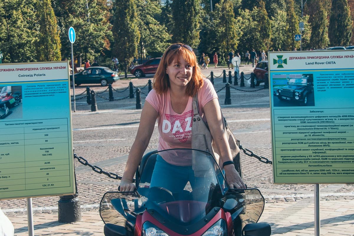 Дамам пришлась по душе двухколесная техника Дамам пришлась по душе двухколесная техника