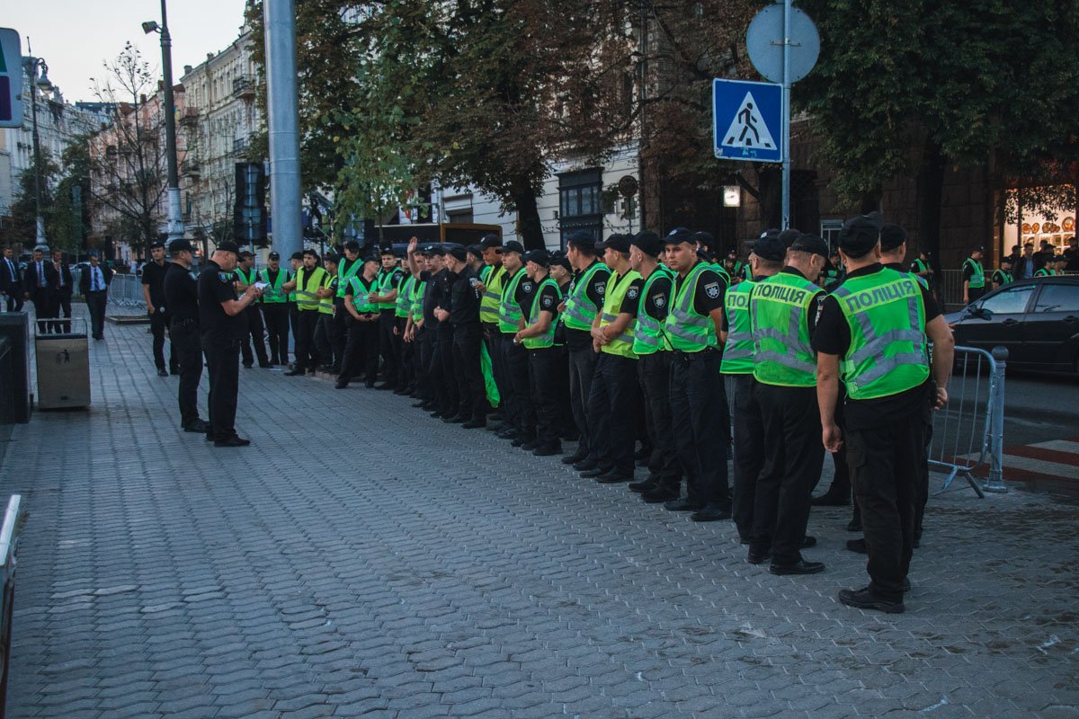 Утреннее построение Утреннее построение