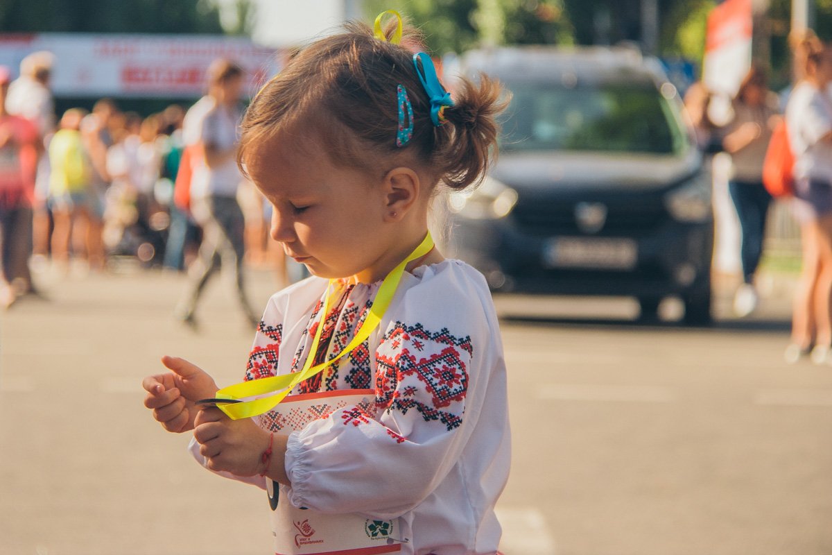 Многие приходили с детьми, целыми семьями Многие приходили с детьми, целыми семьями