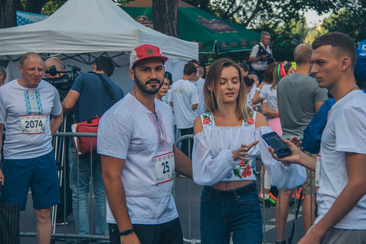 Большинство участников просто пришли, чтобы хорошо провести время Большинство участников просто пришли, чтобы хорошо провести время