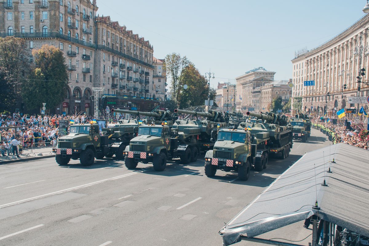 Самоходная артиллерия на Крещатике