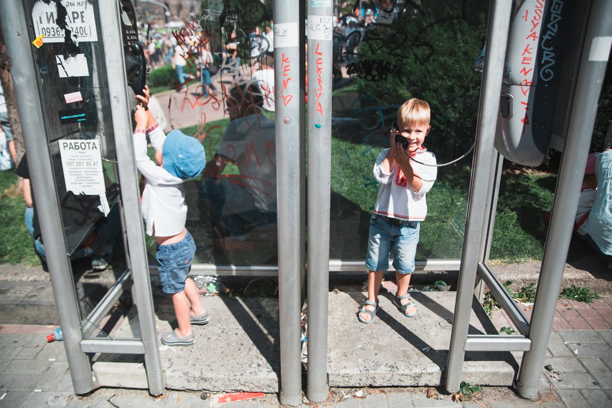 Алло, мам! Я такого красивого парада никогда не видел!