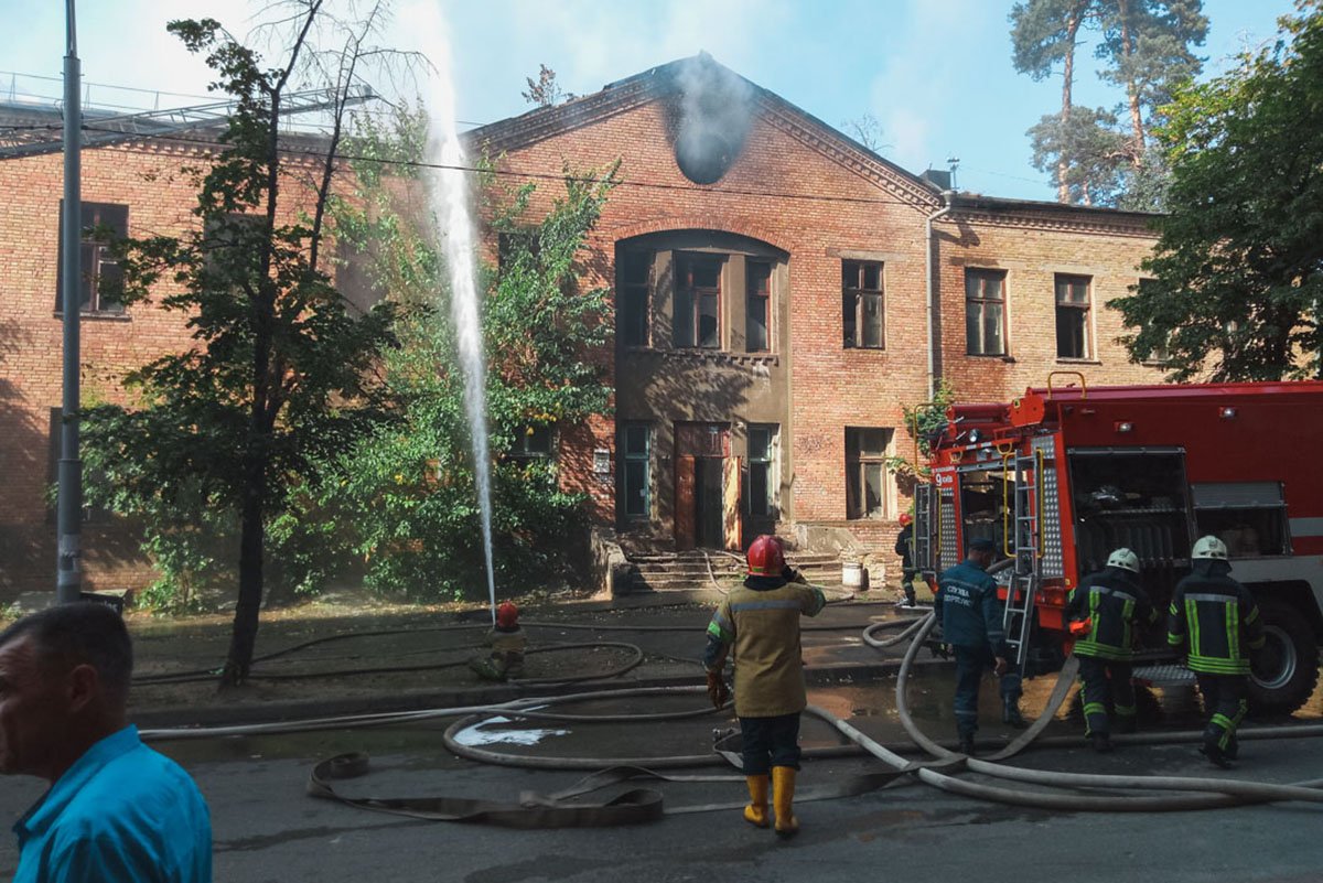 24 августа на День Независимости Украины в столице произошел пожар 24 августа на День Независимости Украины в столице произошел пожар