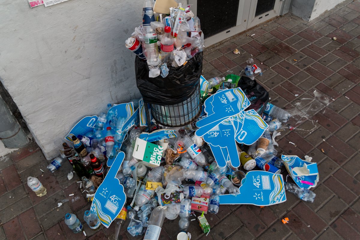 И так выглядит каждая урна И так выглядит каждая урна