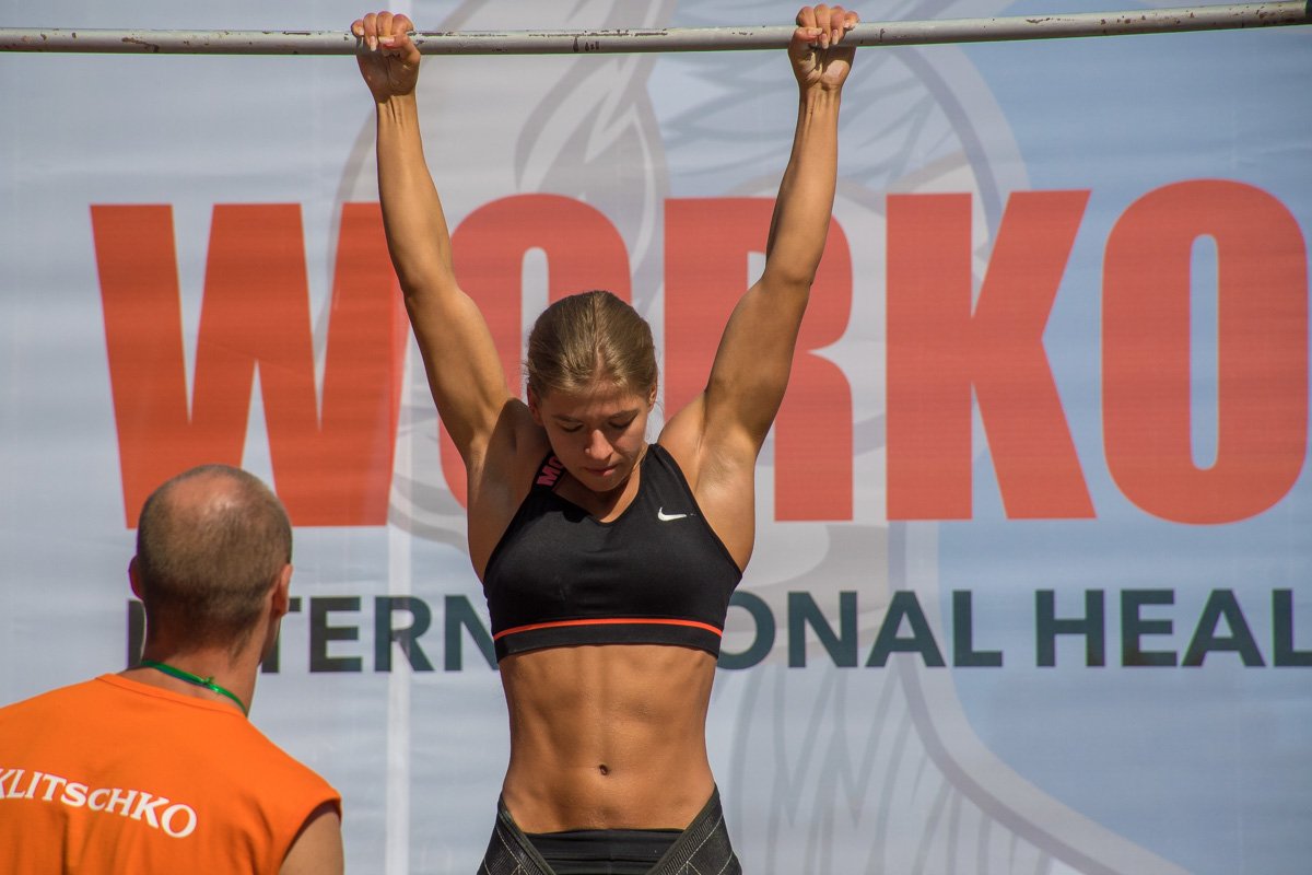 Спортсмены из разных стран боролись за денежный приз