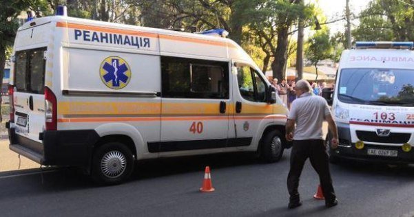 Водитель автомобиля ВАЗ сбил 9-летнюю девочку и скрылся с места происшествия