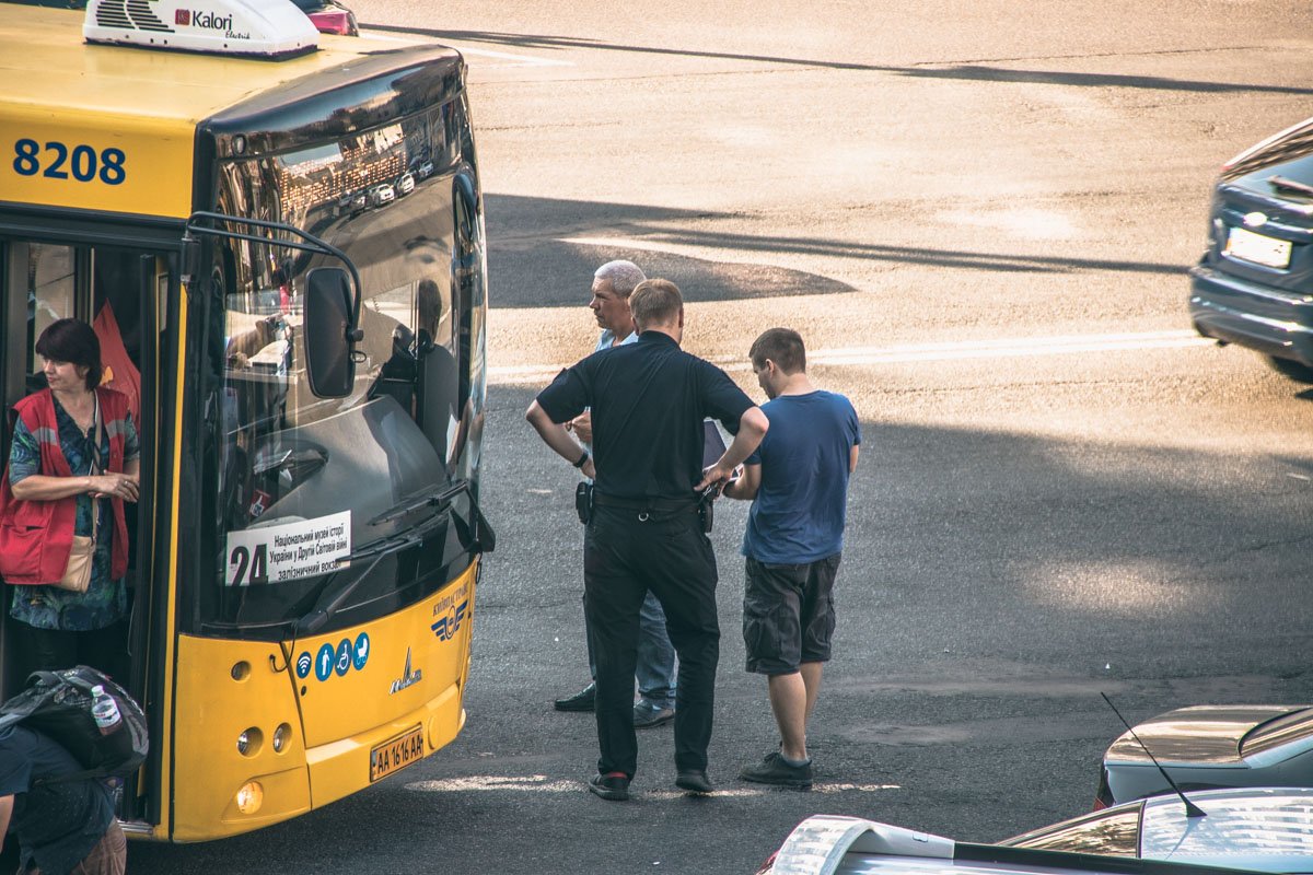 По словам очевидцев, пешеход был пьян По словам очевидцев, пешеход был пьян