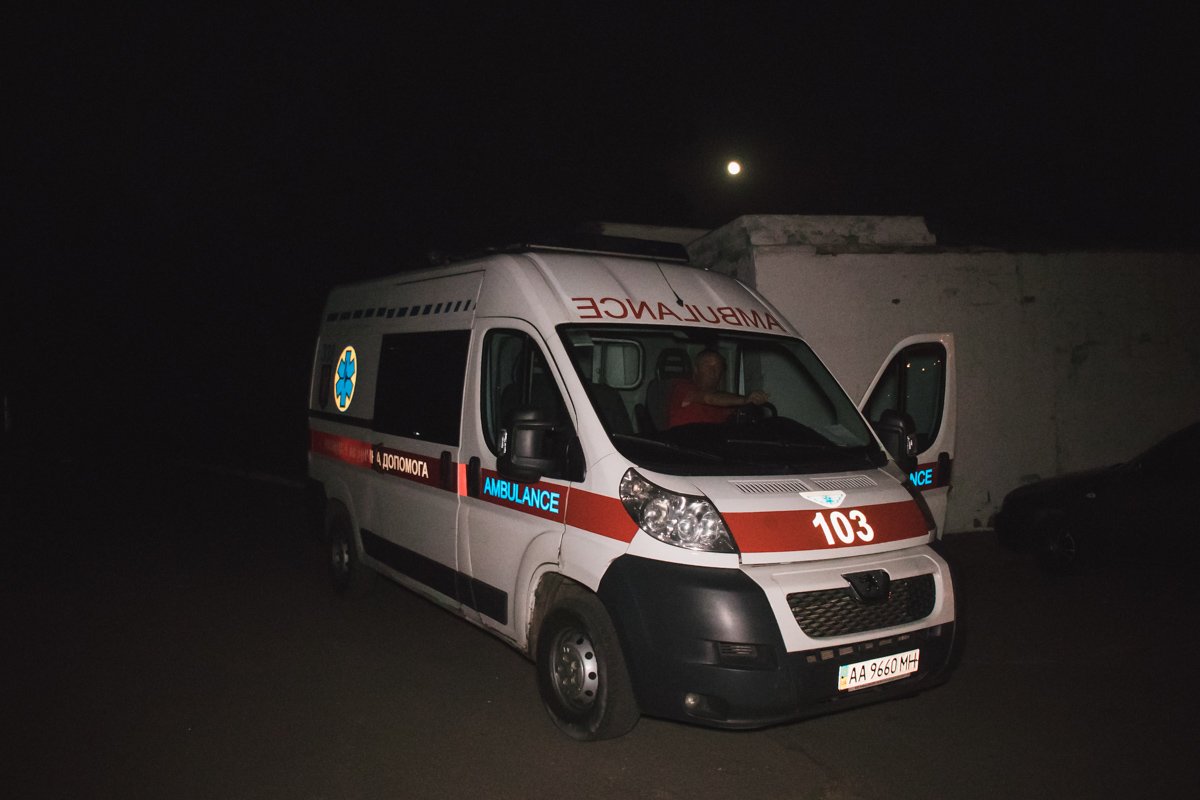 Приехавшие на место происшествия врачи лишь констатировали смерть Приехавшие на место происшествия врачи лишь констатировали смерть