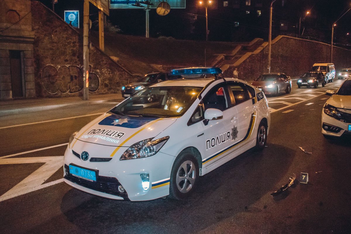 По словам полиции, виной происшествия послужило несоблюдение дистанции и нарушение скоростного режима