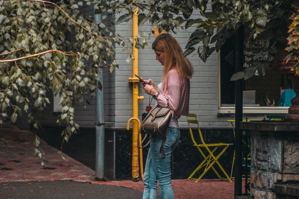 Когда ждешь любимого уже полтора часа Когда ждешь любимого уже полтора часа