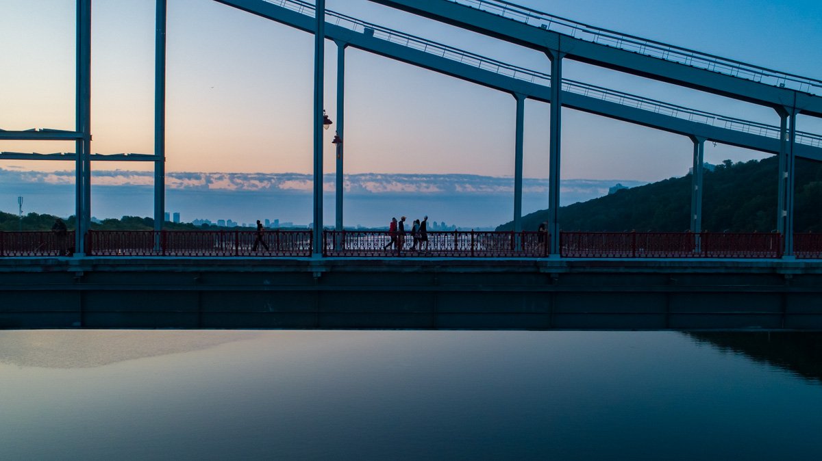 Поэтому это отличное место, с которого можно любоваться городом с разных ракурсов