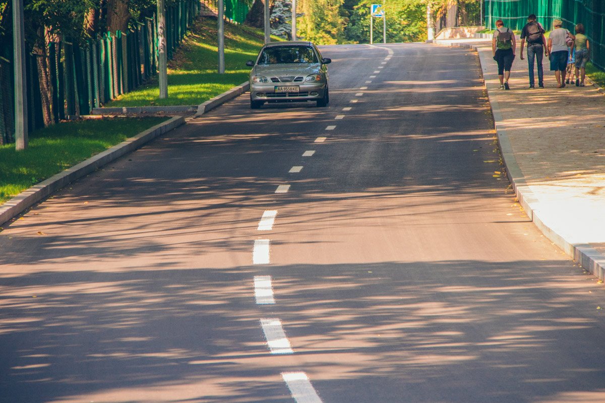 В Киеве завершился капитальный ремонт на улице Генерала Родимцева В Киеве завершился капитальный ремонт на улице Генерала Родимцева