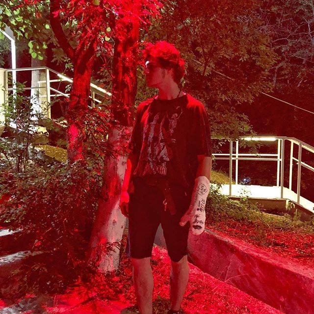 Позже ребята просто утопили велик в Днепре