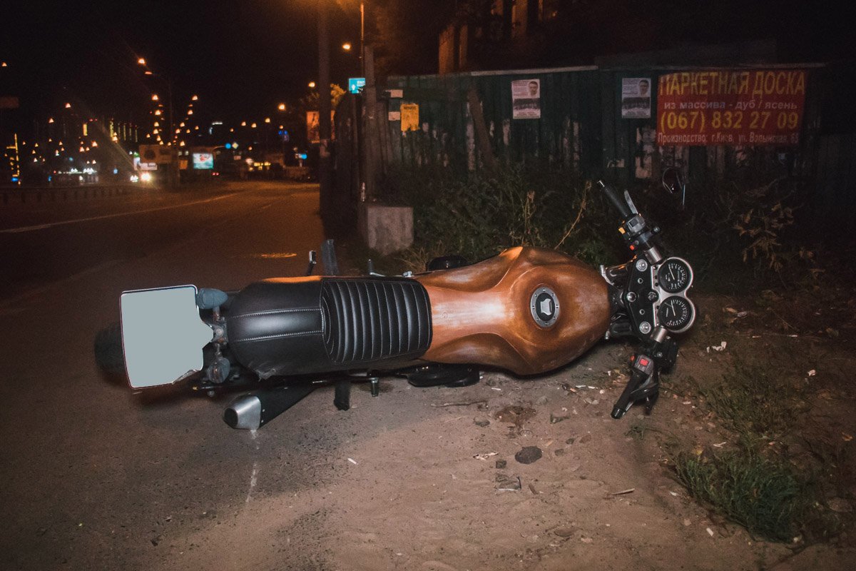 Мотоциклист сбил пешехода