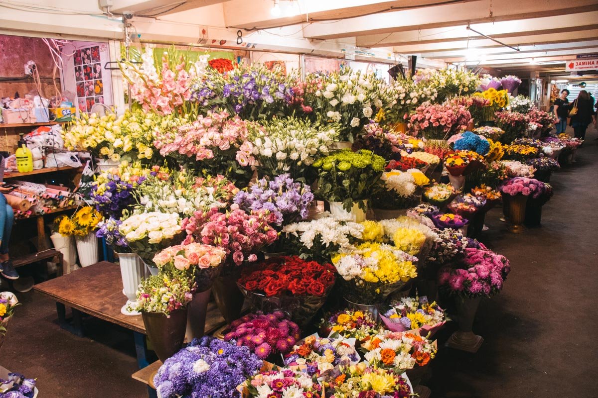 В субботу, 1 сентября, продавцы цветов явно останутся без сверхвыторга.